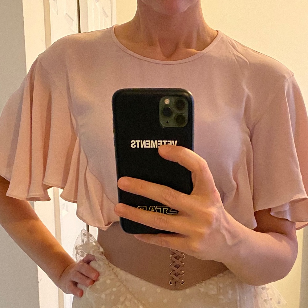 Bcbgmaxazria Ruffle Split Front Top - Picture 10 of 11